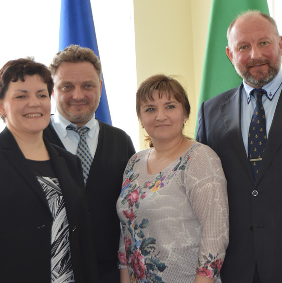 Мережа ініціює реформування системи надання соціальних послуг у Дніпропетровській області.